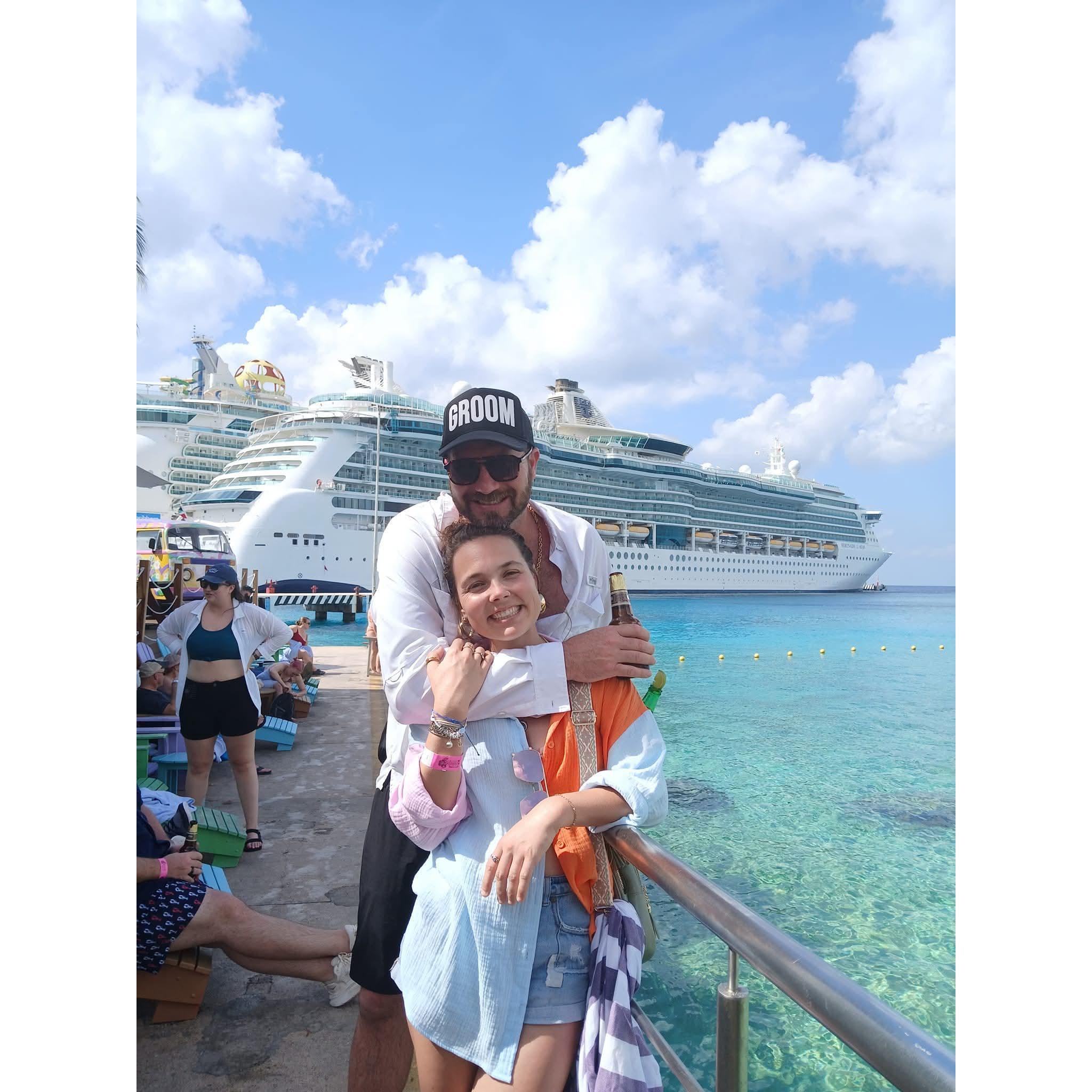 Our bachelor & bachelorette cruise together!