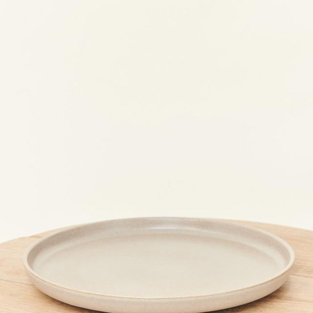 Pacific Dinner Plate (Taupe)