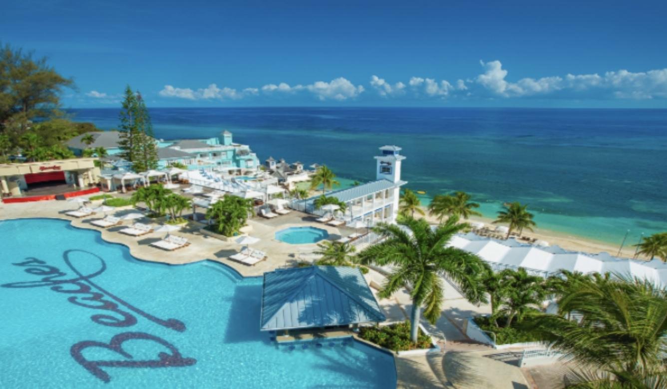 The Wedding Website of Terasha Dark and Alonzo Ford