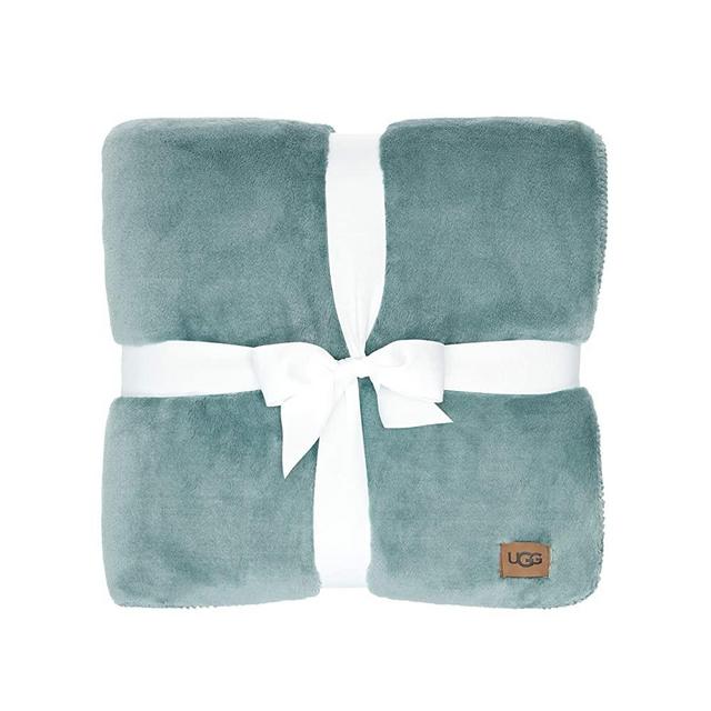 UGG Whitecap Plush Flannel - Oversized Throw Blanket, Slate