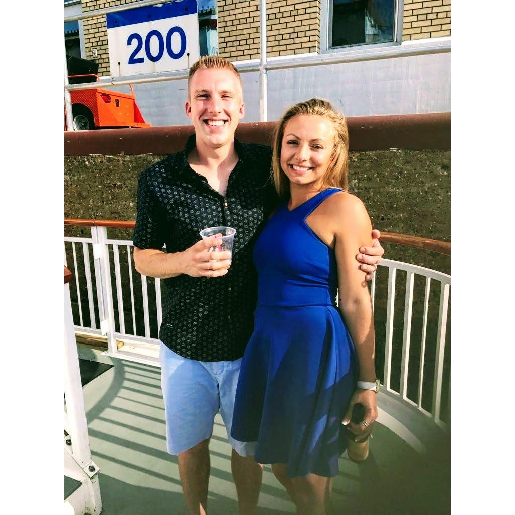 The day we started dating, the very first time...
06.08.17
