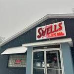 Swells a Dive Bar