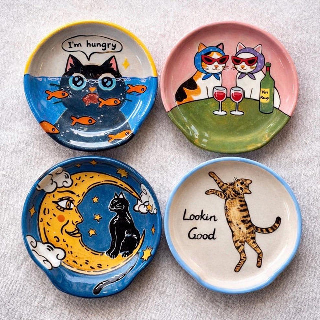 Cat Lover Spoon Rest – Hand-Painted Ceramic Spoon Holder