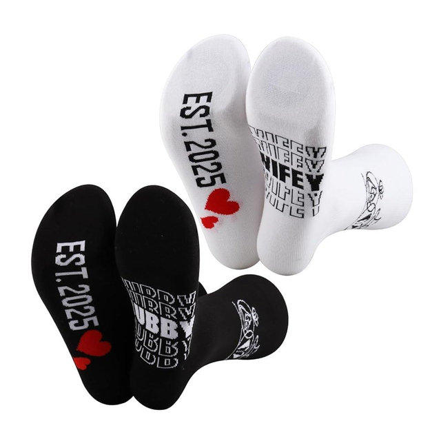 MBMSO Couples Socks Set Newlyweds Gift Socks Hubby and Wifey Est. 2024 Wedding Gift for Bride and Groom Socks Engagement Gift