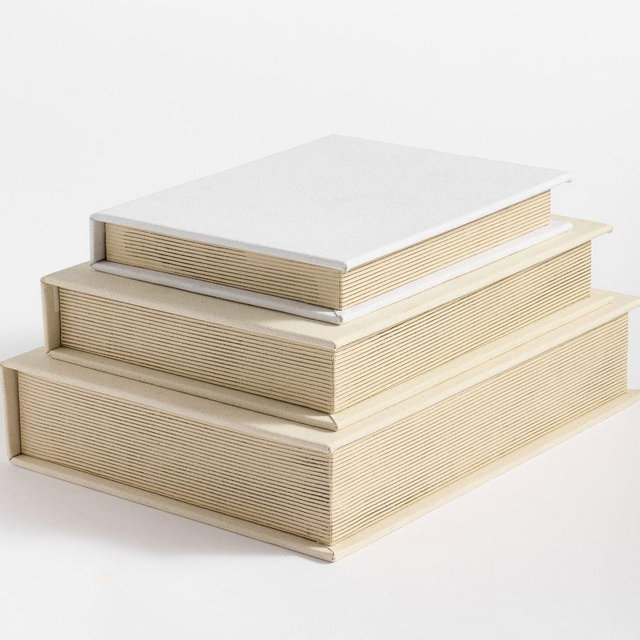 Nesting Linen Books