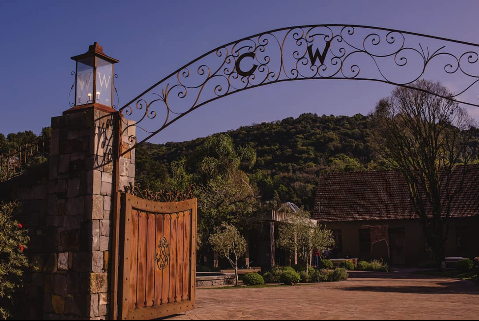 The Wedding Website of Rebecca Teixeira and Marcelo Campos
