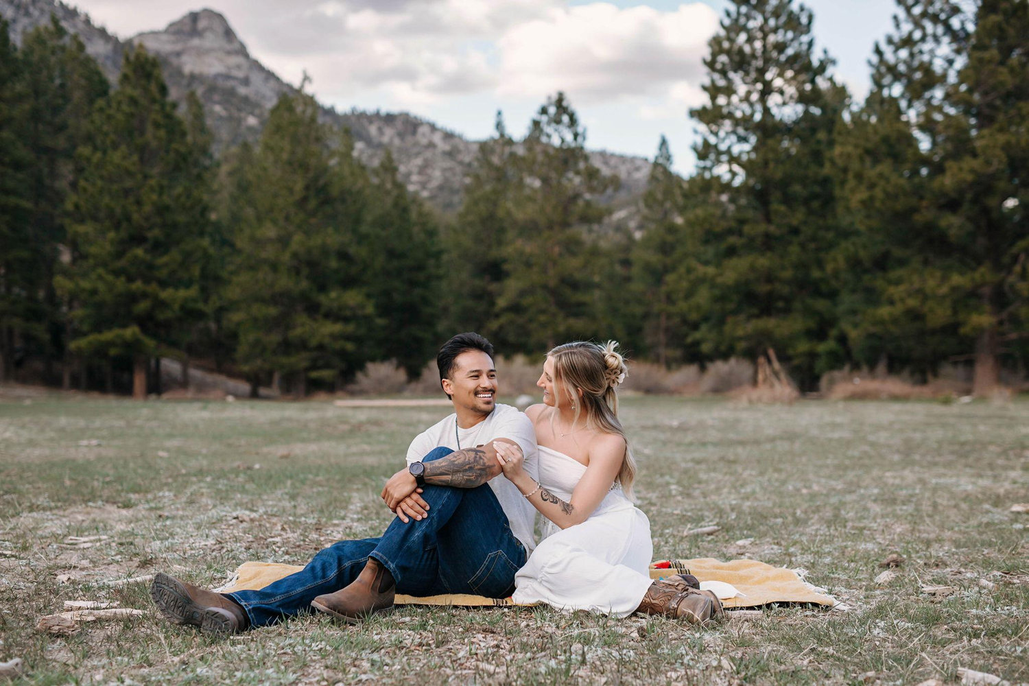The Wedding Website of Jefferson Lippitt and Caitlin Soliwoda