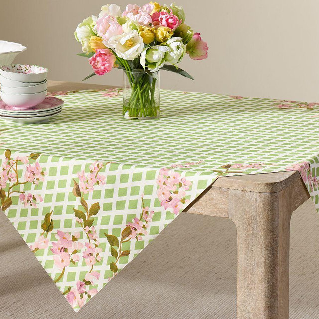 Monique Lhuillier Garden Trellis Table Throw, 50" x 50" - Multi