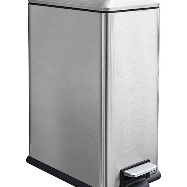 JM ·YIPENG 12 Gallon Slim Kitchen Trash Can, Metal Trash Can with Removal Inner Bucket and Soft-Close Lid, Foot Pedal, Stainless Steel Garbage Can 45 Liter, Silver