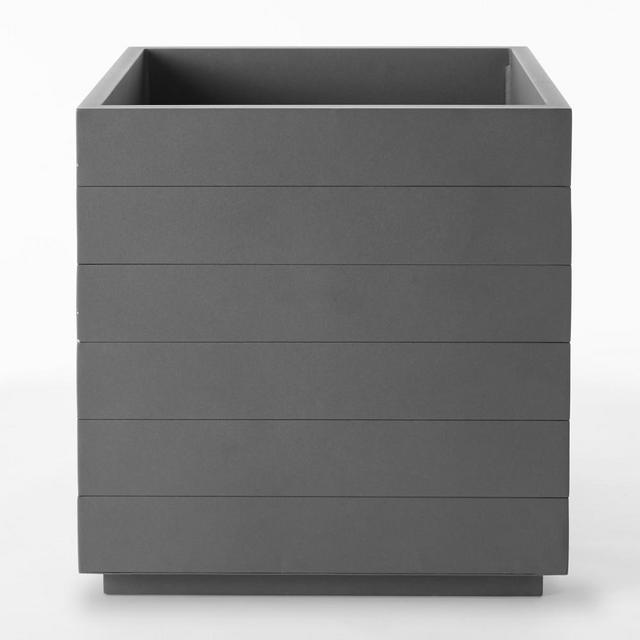 Larnaca Metal Box Planter, 22 Inch