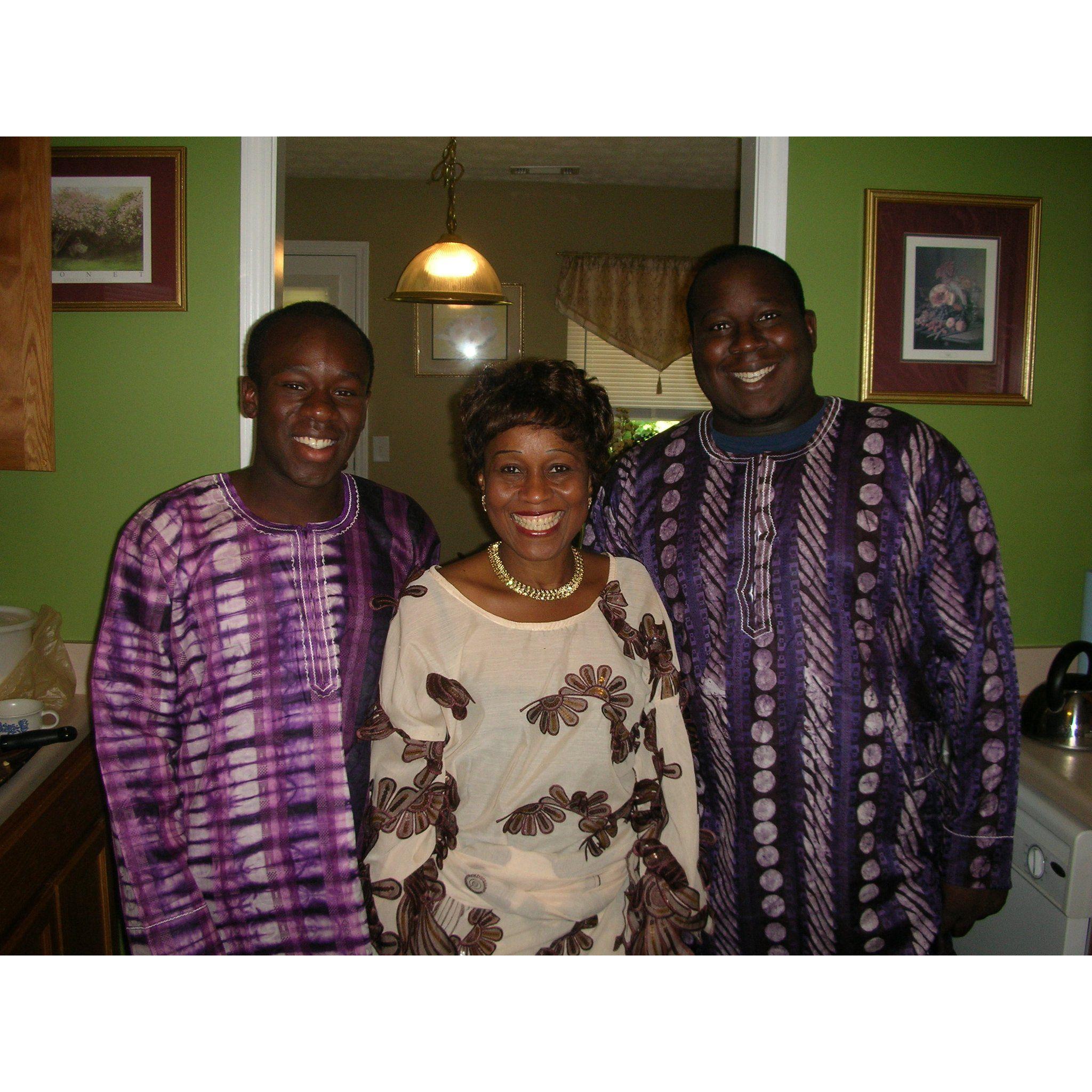 Wale with his mom and brother.