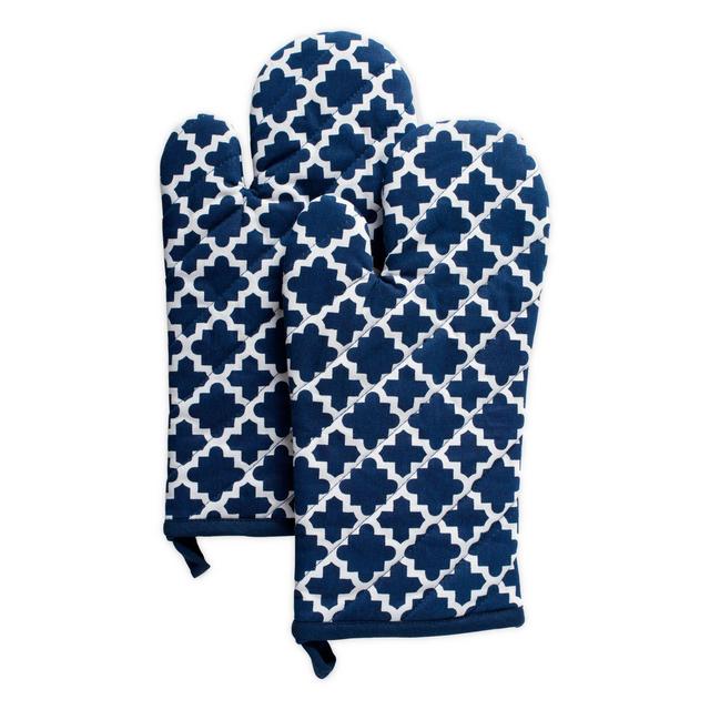 Lattice Quilted Oven Mitts in Blue/White (Set of 2)