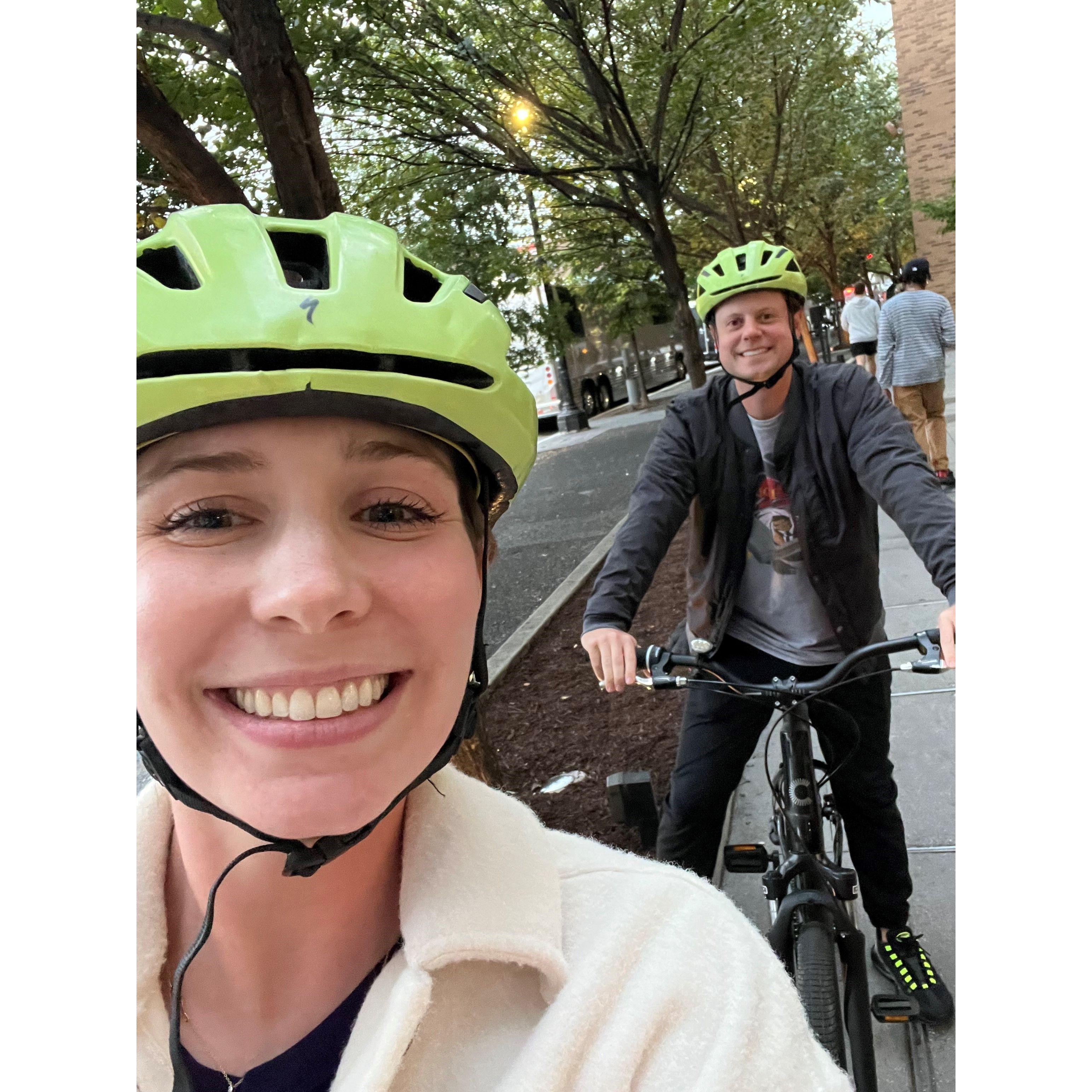 Night bike tour in Washington DC