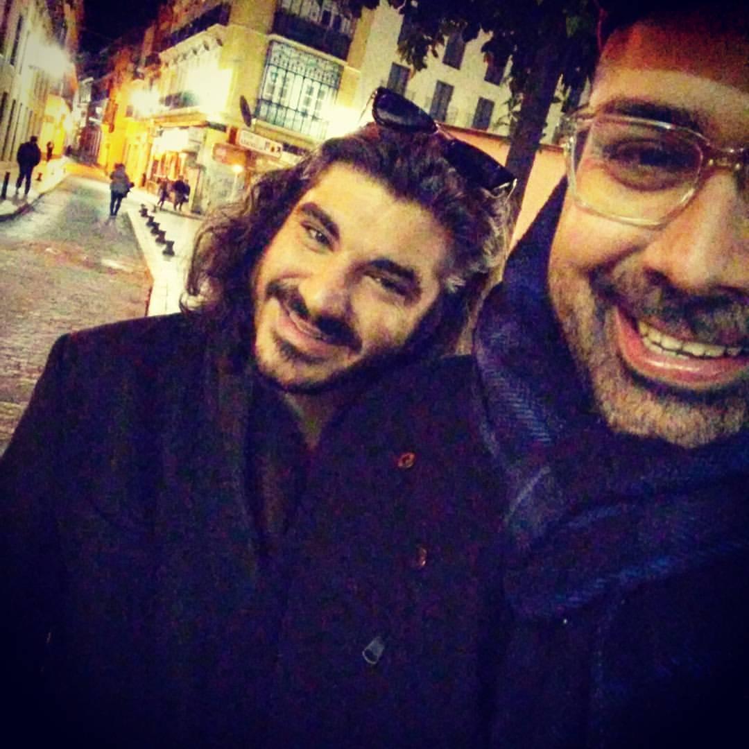 In Sevilla, Spain! We LOVE Spain!
¡En Sevilla, España! ¡AMAMOS España!