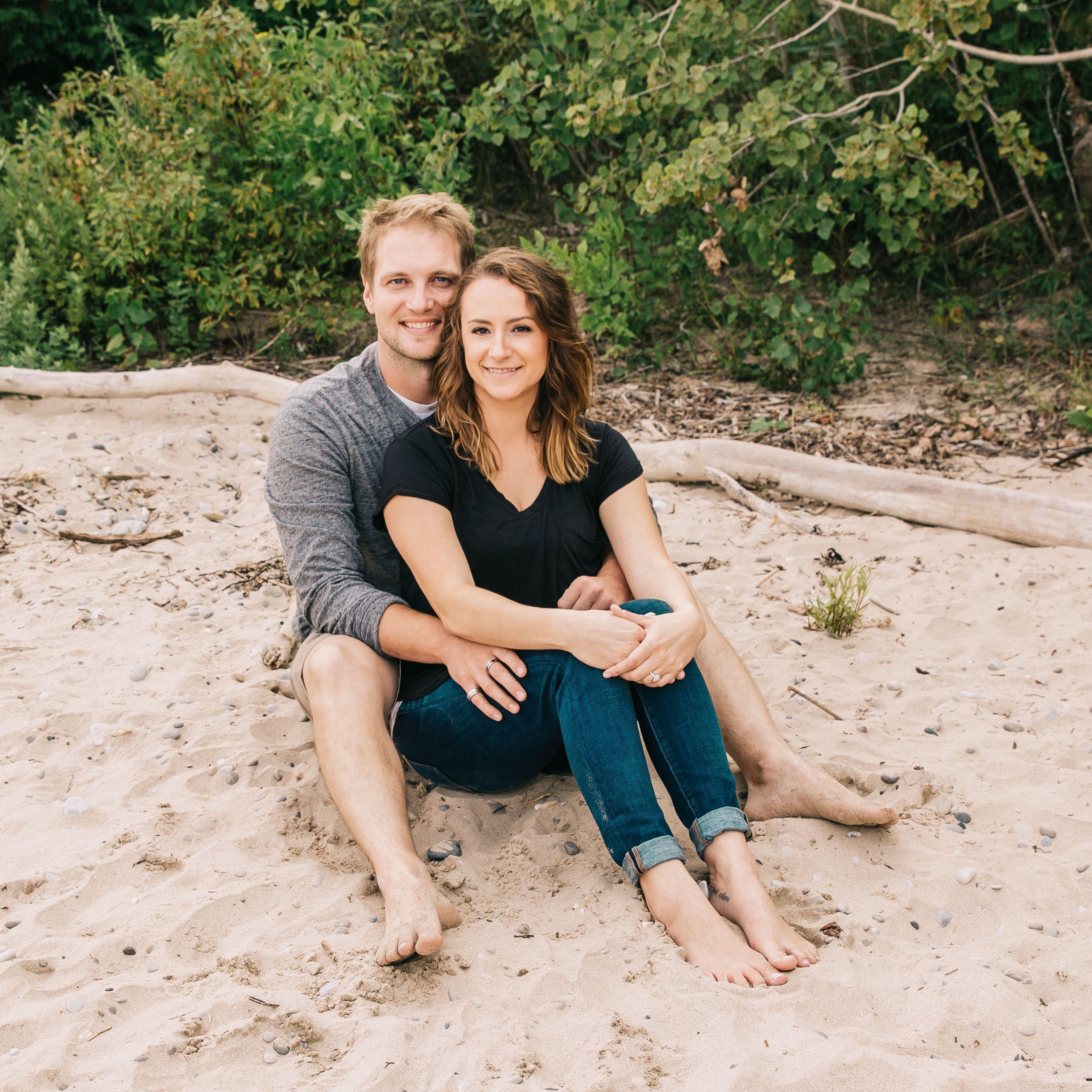 Engagement Pictures!  (photo credit: Jenna Parr Photography)