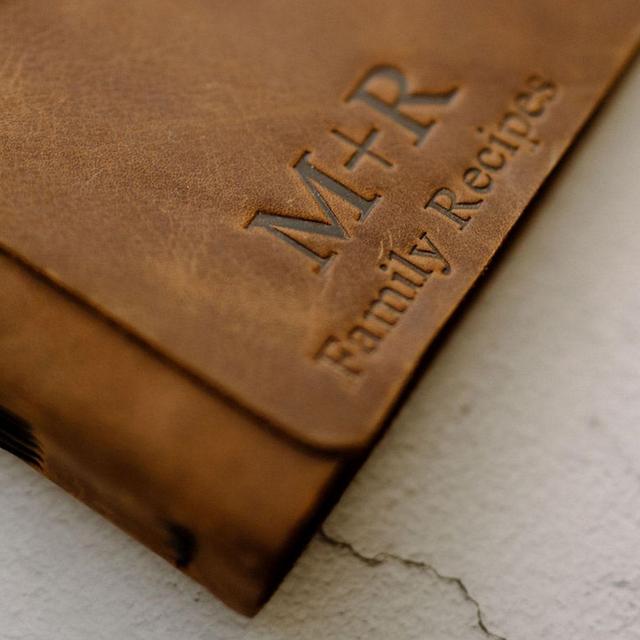 Cooking gift for mom, Leather recipe book, Baking gift, Housewarming gift, Personalized mothers day gift, Family recipe book