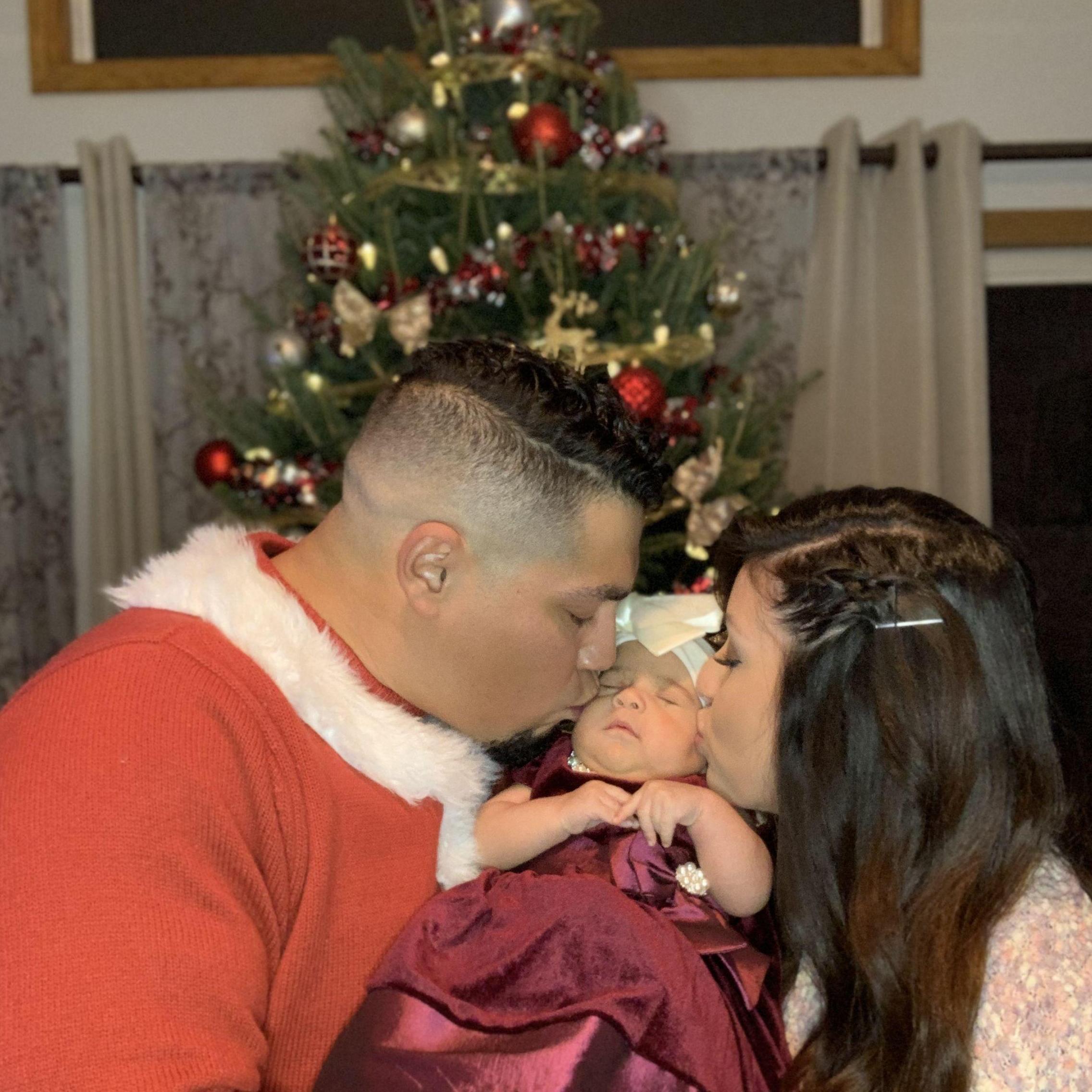 Romi's First Christmas 2020