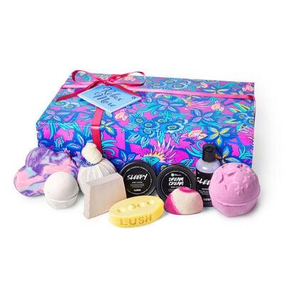 Lush Relax More Bath Set