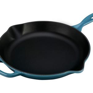 Le Creuset Signature Skillet