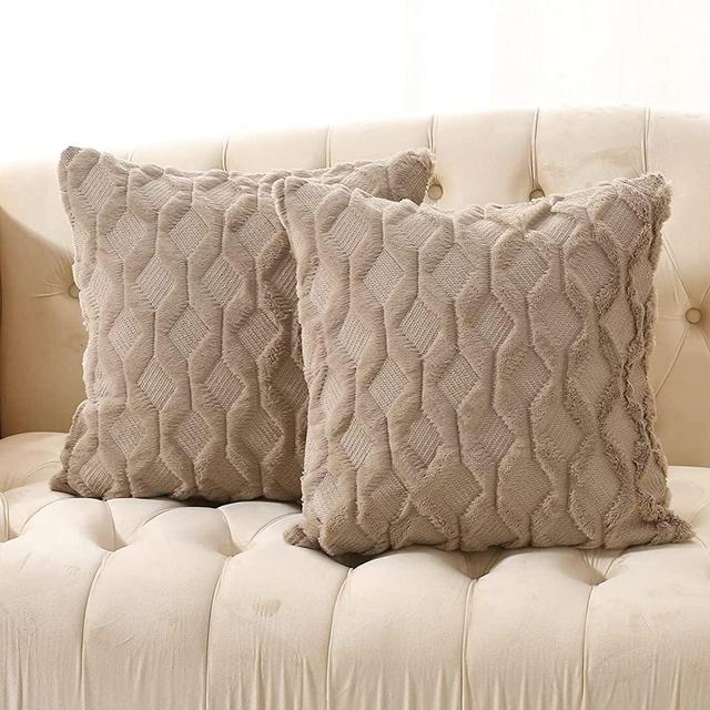 Volcanics Pack of 2 Faux Wool Throw Pillow Covers 20x20 Inches Decorative Farmhouse Velvet Couch Pillow Case Soft Plush Square Boho Cushion Pillowcase, Light Brown