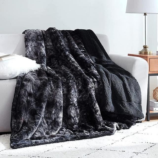 EHEYCIGA Faux Fur Sherpa Blanket Throw, Black Tie-dye Fuzzy Plush Fluffy Soft Sherpa Fleece Throw Blanket for Sofa, Couch and Bed- 50x65 Inches