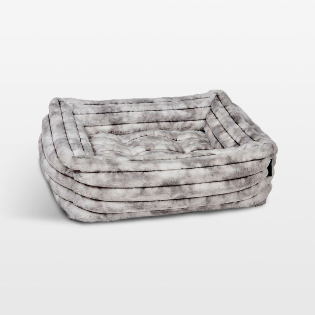 Franklin Silver Fox Fur Extra Large Dog Bed