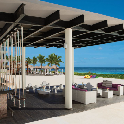 Foam Beach Bar