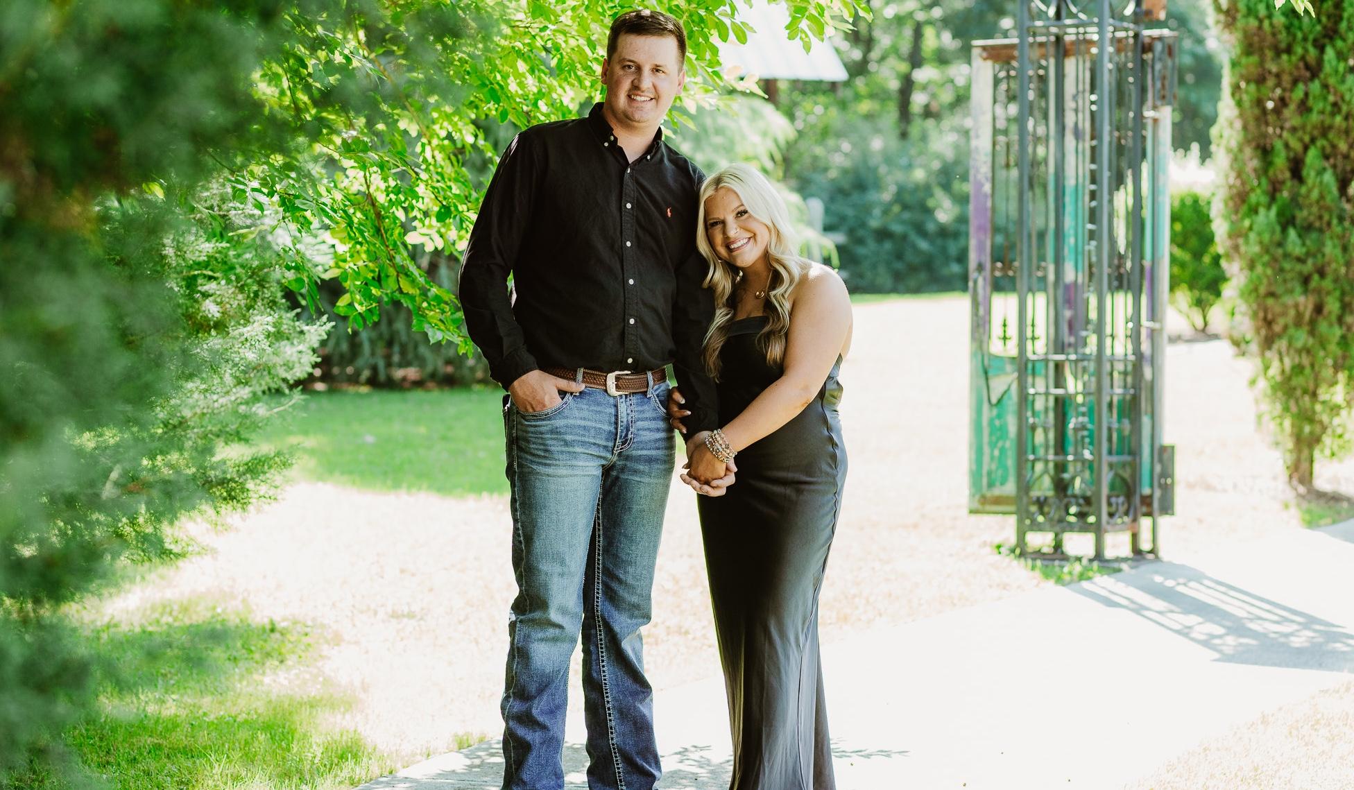 The Wedding Website of Kelsie Cook and Hunter Gordon