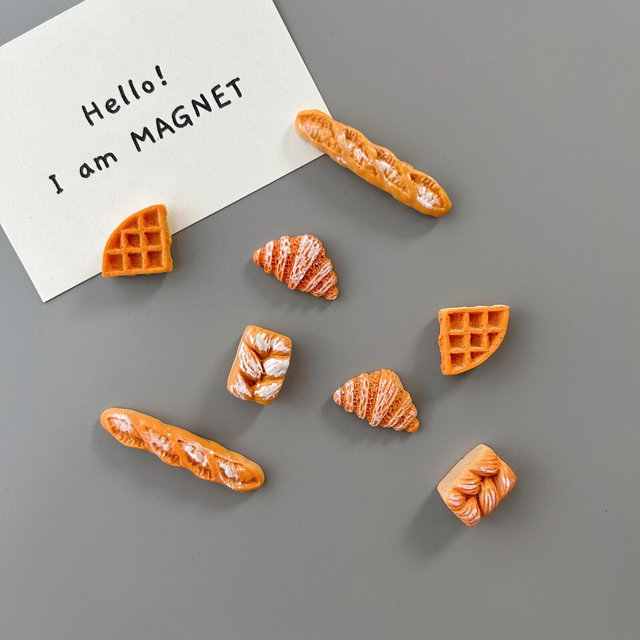 Bread Bakery Fridge Magnet Set Waffle Whole Breads Croissant Baguette Realistic Miniature Food Kitchen Decor Gift Refrigerator Magnets