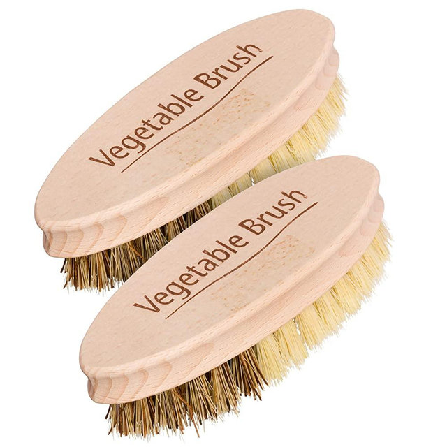 Redecker Hard and Soft Side Vegetable Brush, Set of 2, Durable Beechwood Handle, 2 Different Bristle Strengths for Cleaning Delicate or Tough-Skinned Vegetables, 5-1/4-inches, Made in Germany