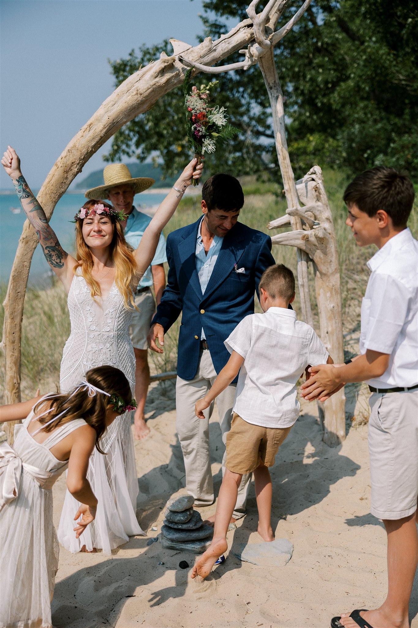 The Wedding Website of Tiffany Rose and Thaddeus Dinsmore