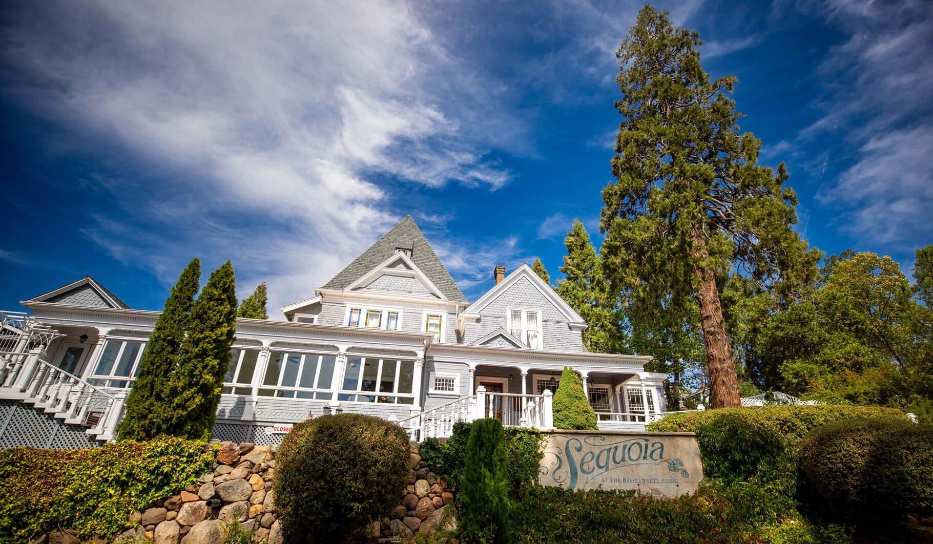 The Wedding Website of Laramie Langdon and Benjamin Hunter