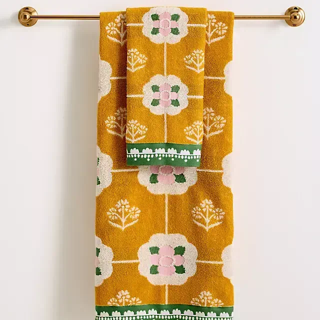 Flora Cotton Woven Floral Towel