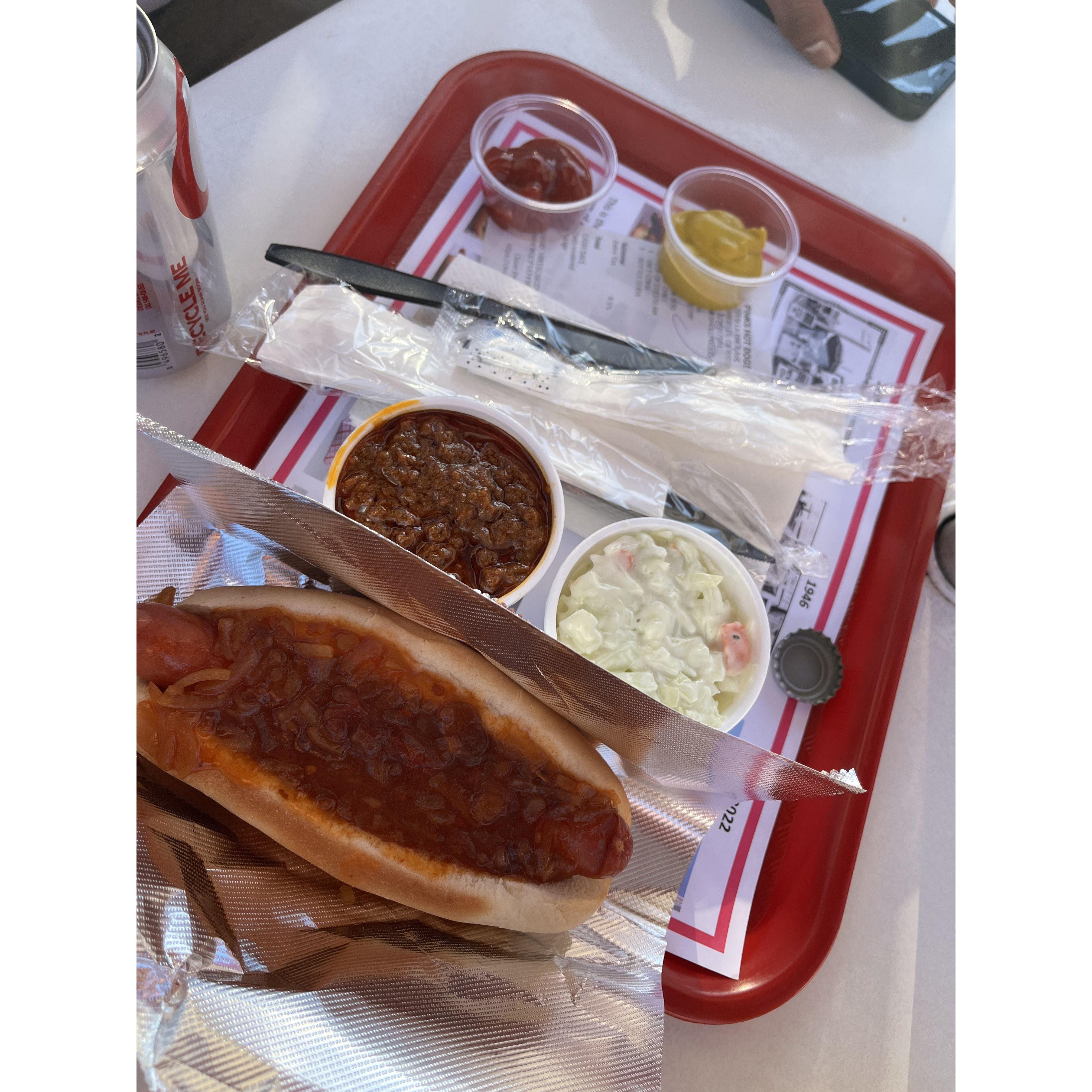 Quick bite to eat at the famous Pink's in Los Angelos. We even spotted Gabriel 'Fluffy' Iglesias!