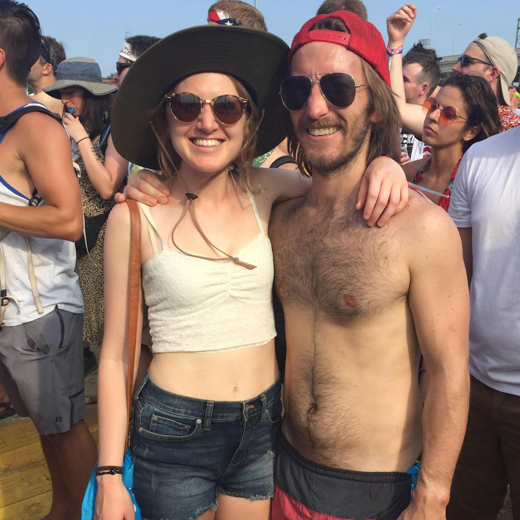 Bearing the heat at Forecastle Music Festival.
