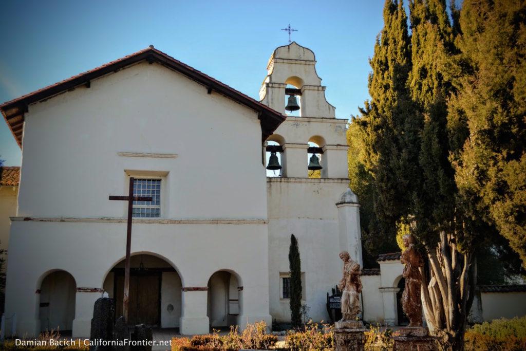 The Wedding Website of Leonidas Tiyaamornwong and Wren Hernandez