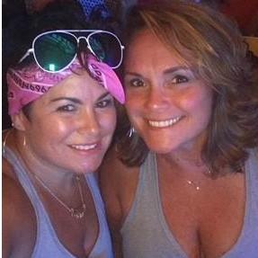 Bruno Mars!!! I think there was some Hotness competition happening,, Bruno or US?!
We definitely won <3