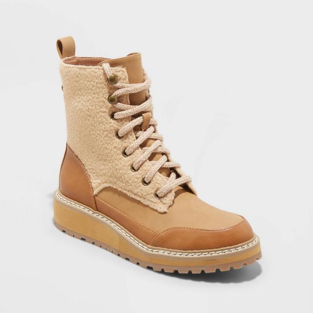 Women's Courtney Hiking Boots - Universal Thread™ Tan 9.5