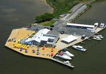 Lowes Wharf Marina Inn