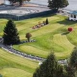 "The Green" Putting Course
