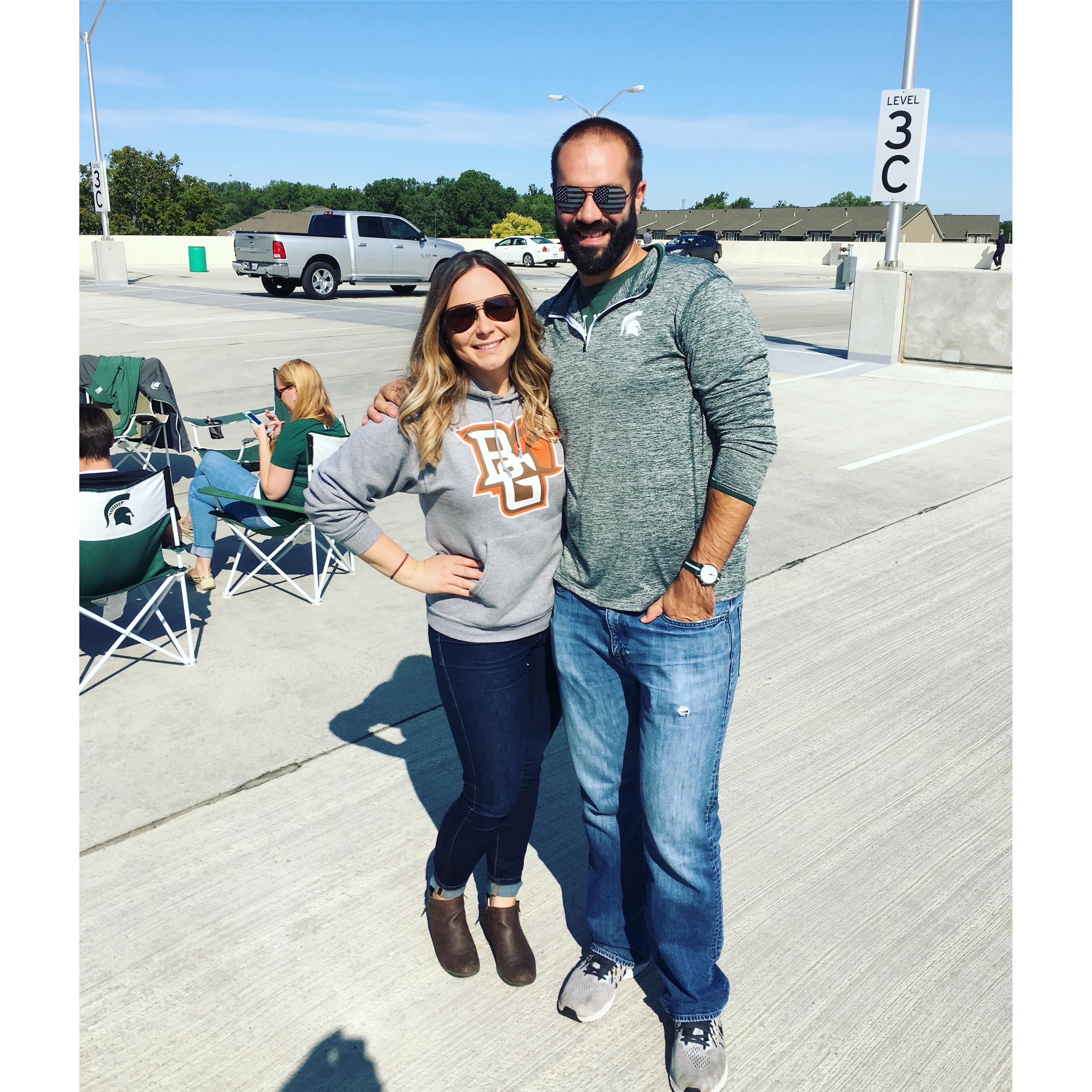 When our Alma Maters collide! 🧡🏈💚