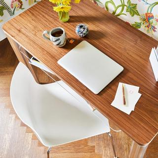 Walnut Essential Desk with Wireless Charging