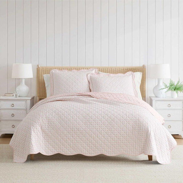 Martha Stewart - Queen Quilt Set, 100% Soft & Breathable Bedding with a Lightweight Feel for Year Round Comfort, 3 Piece Bed Set with Matching Pillowcases (Olivia Gingham Pink)