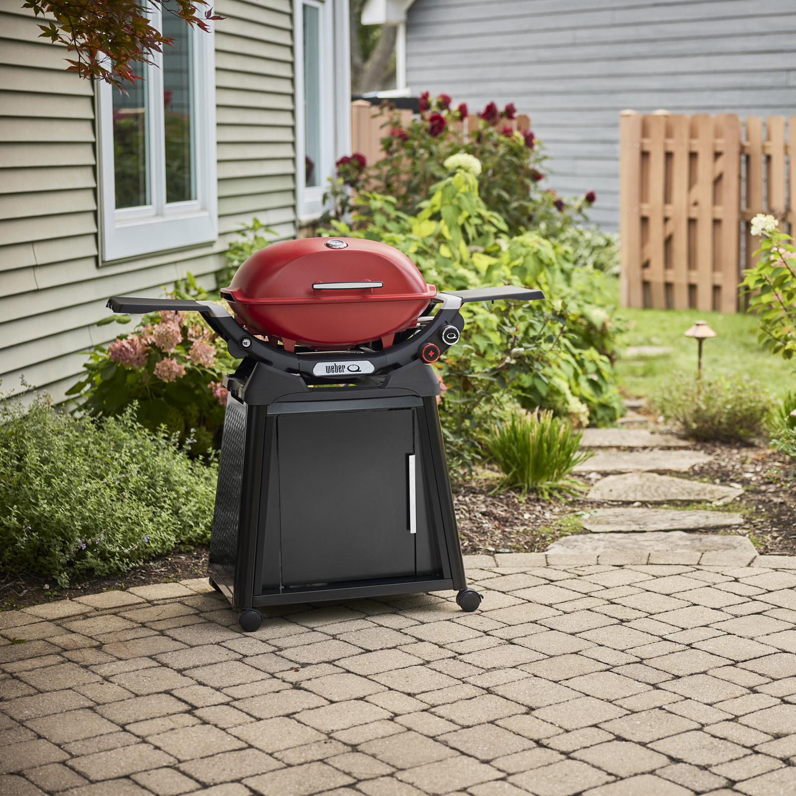 Weber Qシリーズ バーベキューコンロ レッド Weber, Q 2800N+ Liquid Propane Gas Grill with Stand | Zola