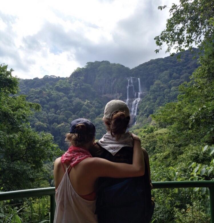 The Wedding Website of Lindsay Dombrowski and Evan Walpert