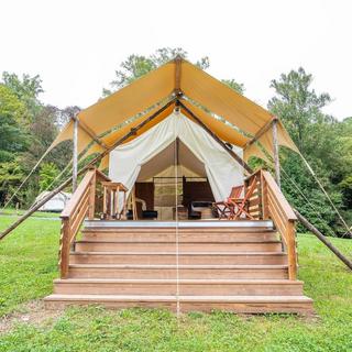 Deluxe Glamping in the Smoky Mountains For 2