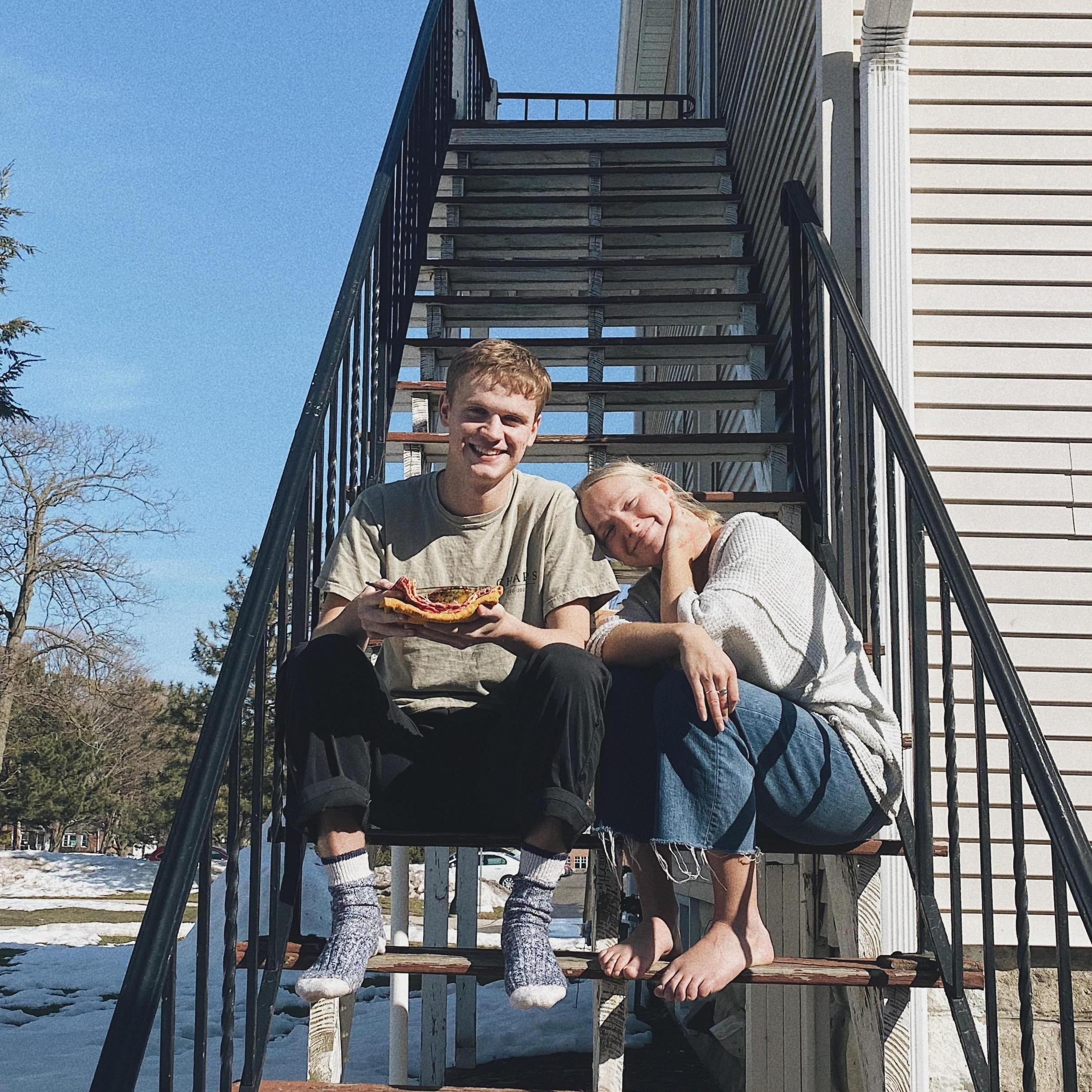 Celebrating one year of dating with a picnic on the fire escape (followed by a nice dinner in Oak Park sponsored by MorFar)! 
February 21, 2021
Wheaton --> Oak Park, IL