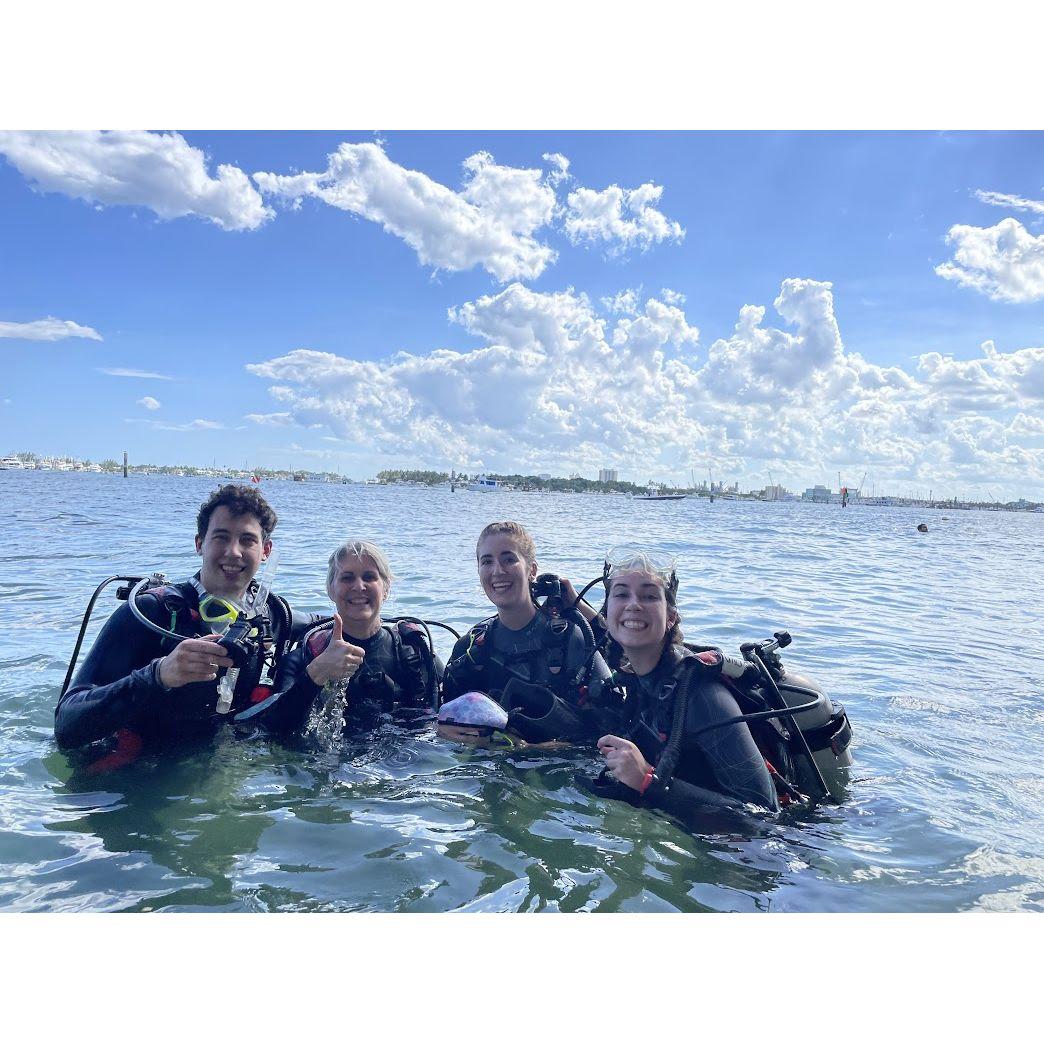 Family scuba trip to the Blue Heron Bridge