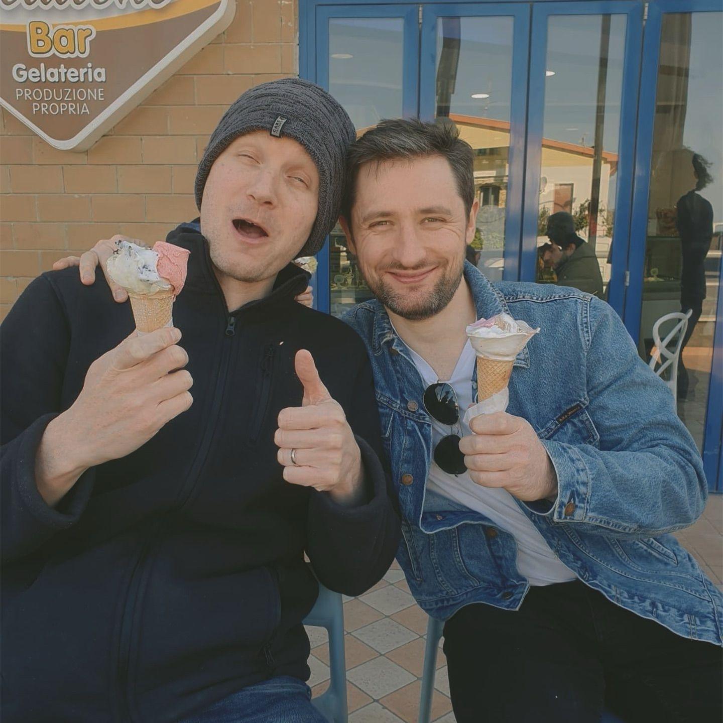 Mike & Nick bonding over their deep love of food whilst eating ice cream!