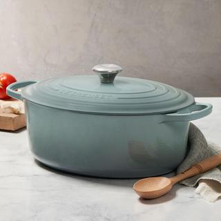 Signature Oval Dutch Oven